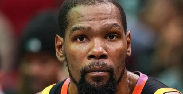 _次节独得10分！赫夫半场13分钟8中5高效拿下13分5篮板_次节独得10分！赫夫半场13分钟8中5高效拿下13分5篮板